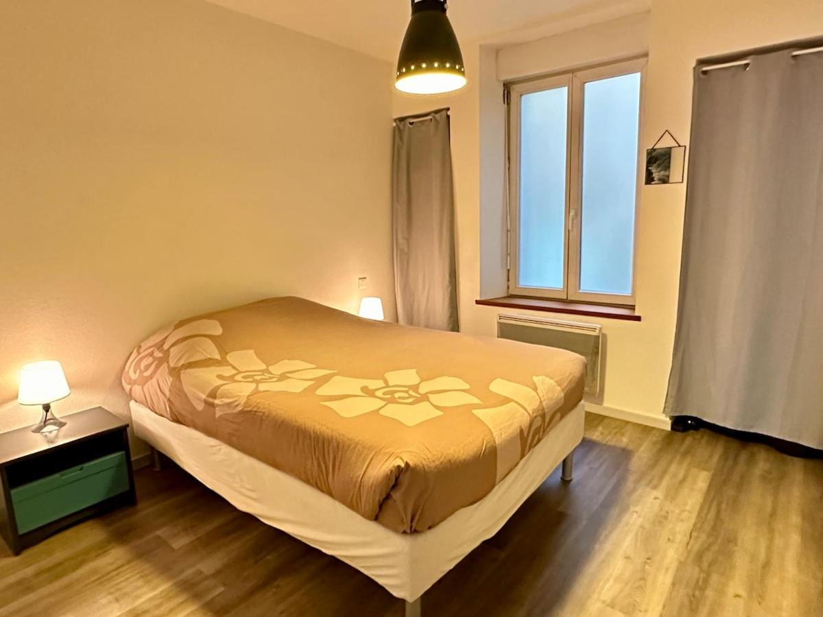 Appartement Calme Au Coeur De La Ville Lons-le-Saunier Kültér fotó